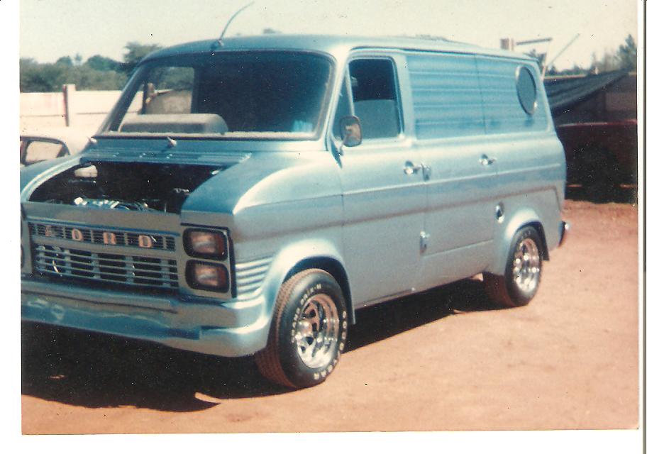 Copy of Ford Transit van V6 3L 001.jpg